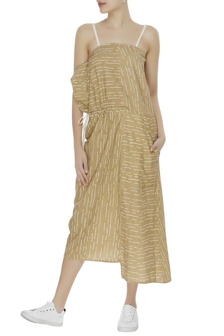 Urvashi Kaur Embroidered Matka Silk Maxi Dress 