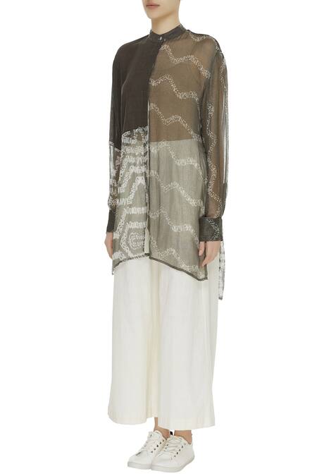 Buy_Urvashi Kaur_Gray Kota Doria Mandarin Collar Shibori Pattern Oversized Shirt _Online_at_Aza_Fashions