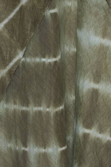 Buy_Urvashi Kaur_Green Linen Leheriya Dyed Dhoti Pant With Pockets _Online_at_Aza_Fashions