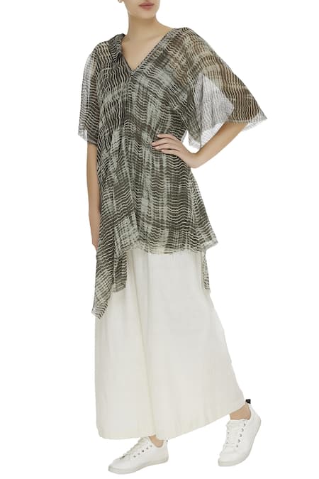 Urvashi Kaur Leheriya Dyed Kaftan 