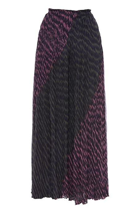 Urvashi Kaur Leheriya Wave Dyed Pleated Skirt 