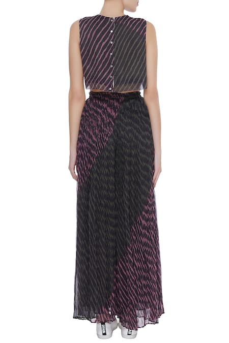 Urvashi Kaur Leheriya Dye Sleeveless Crop Top 