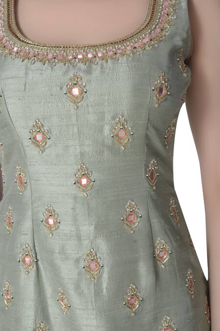 Buy_Bhumika Grover_Green U Neck Embroidered Kurta Gharara Set_Online_at_Aza_Fashions