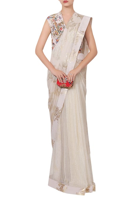 Nikasha White V Neck Foil Print Saree With Blouse 