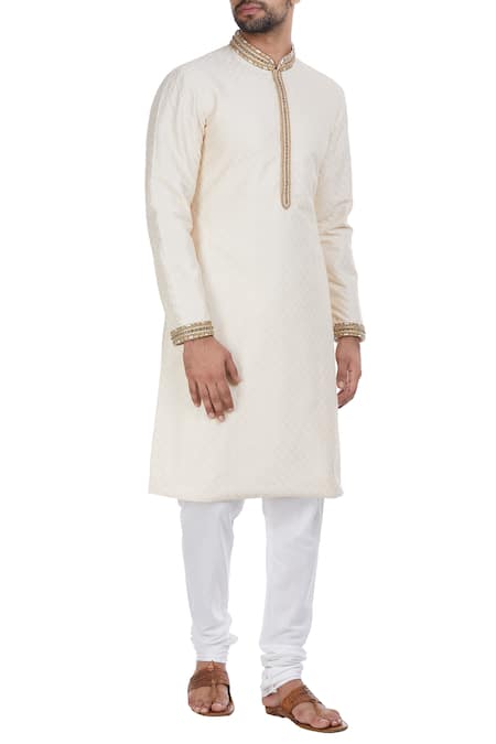 Mapxencars Silk Kurta Set 