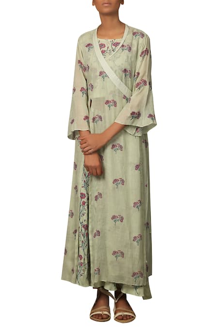 Priyam Narayan Floral printed long jacket with crop top and skirt 