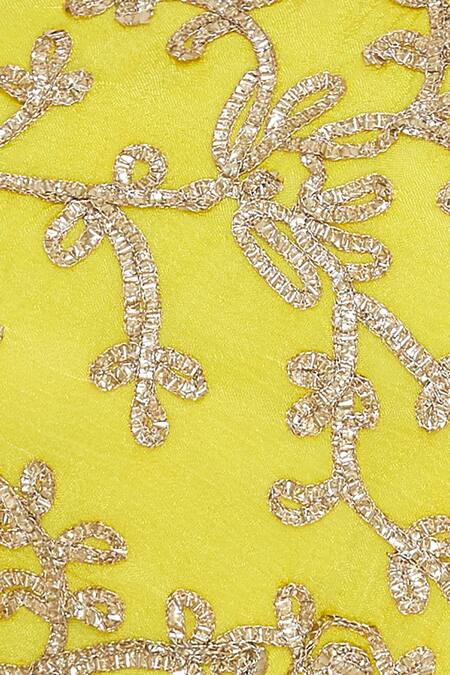 Divya Kanakia White Embroidered Palazzo And Cape Set at Aza Fashions Divya Kanakia_White Embroidered Palazzo And Cape Set_at_Aza_Fashions