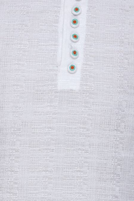 Sol By Piyush Dedhia_Off White Cotton Embroidered Floral Flower Kurta  _at_Aza_Fashions