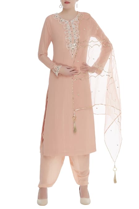 Priyanka Singh Mirror & peral embroidered kurta set 