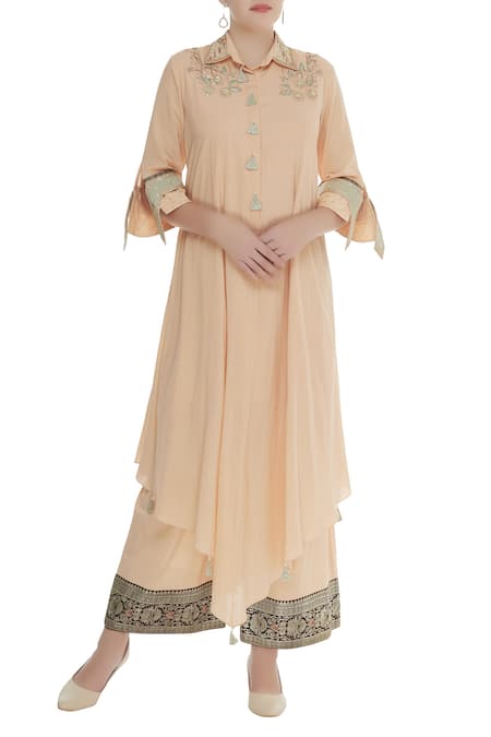 Priyanka Singh Gota pati & sequin embroidered kurta set 