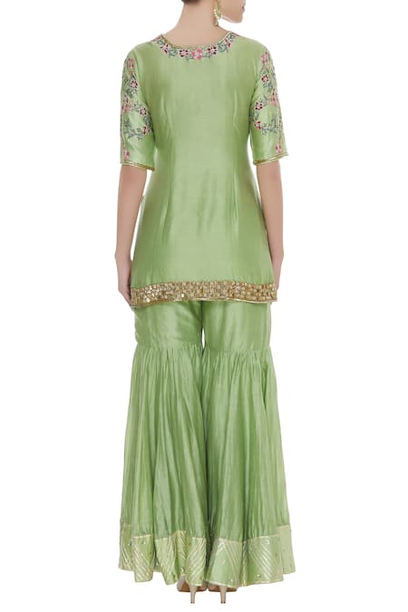 Shop_Neha Khullar_Green Chanderi Silk Embroidered Thread Mandarin Embellished Kurta With Gharara _at_Aza_Fashions
