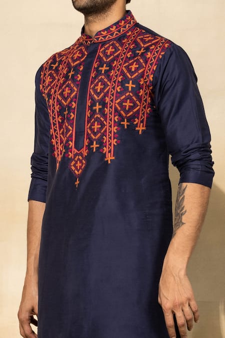 Diyarajvvir Blue Cotton Embroidery Tribal Kurta Set Online at Aza Fashions Diyarajvvir_Blue Cotton Embroidery Tribal Kurta Set _Online_at_Aza_Fashions