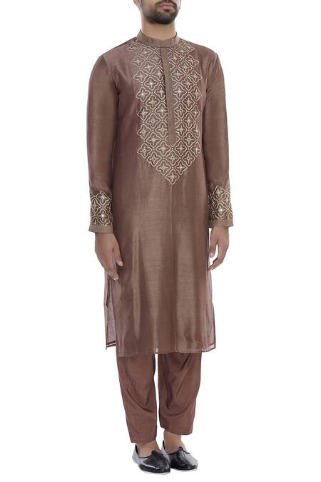 Rar Studio_Brown Aari Embroidered Mirror Work Kurta Set_Online_at_Aza_Fashions