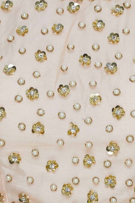 Priyanka Jain_Peach Embroidered Saree With Blouse _at_Aza_Fashions