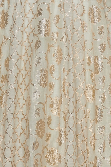 Priyanka Jain_Ivory Chanderi And Mirror Embroidered Lehenga Set _at_Aza_Fashions