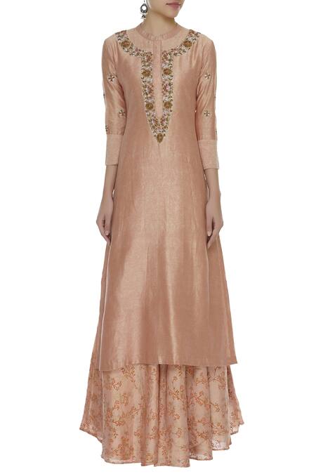 Shop_Manasi Sengupta_Peach Silk Chanderi Embroidered Mandarin Collar Floral Kurta Lehenga Set _Online_at_Aza_Fashions