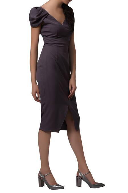 Manika Nanda_Grey Heavy Moss Crepe Floral, Beads Round Puffed Sleeves Fitted Dress _Online_at_Aza_Fashions