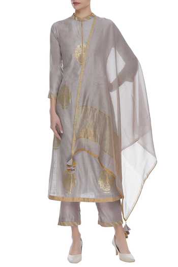 Buy Rar Studio Grey Peacock Motif Round Buta Kurta Set at Aza Fashions Buy_Rar Studio_Grey Peacock Motif Round Buta Kurta Set_at_Aza_Fashions