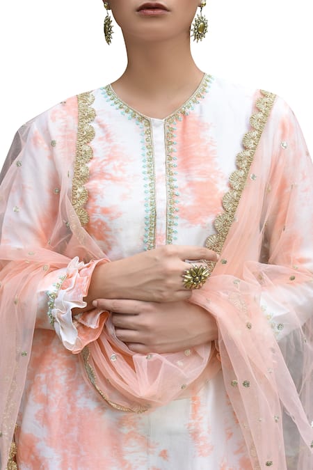 Seema Nanda Tie Dye Hand Embroidered Kurta Set 