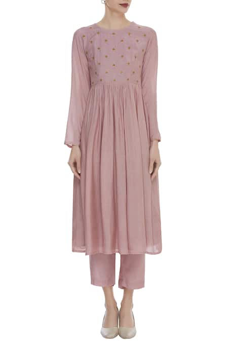 Buy Sagaa By Vanita Pink Silk Embroidered Keyhole Zari Kurta Set Online at Aza Fashions Buy_Sagaa By Vanita_Pink Silk Embroidered Keyhole Zari Kurta Set_Online_at_Aza_Fashions
