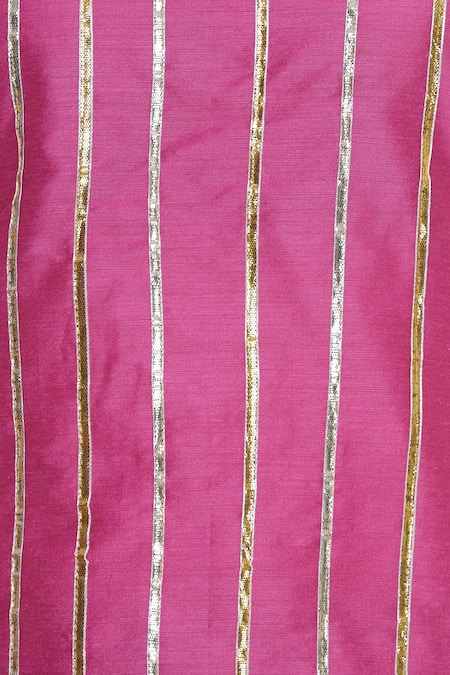 Kunwarani Ritu_White Cotton Boat Silk Kurta And Printed Sharara Set  _at_Aza_Fashions