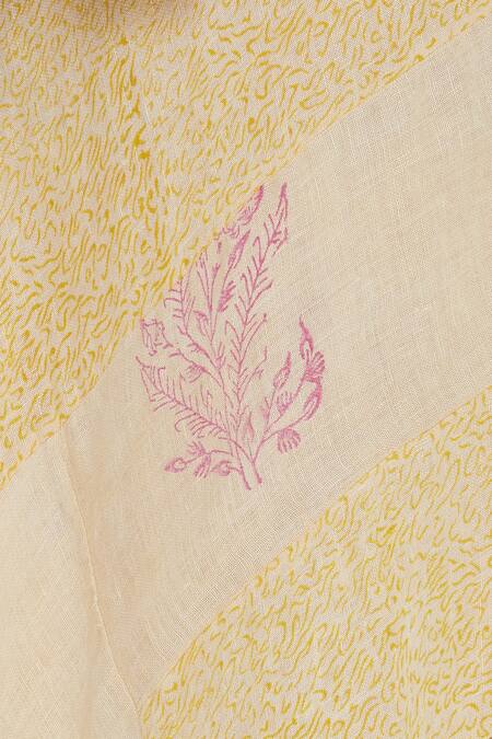 Shagun Manchanda_Cream Linen Printed Block Round Panelled Kurta  _at_Aza_Fashions