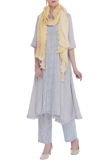 Shagun Manchanda Block printed tasseled stole 