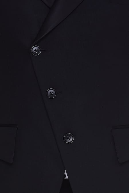 Shop_Kommal Sood_Black Blended Micro Wooven Cupro Full Sleeves Blazer Jacket With Trouser  _Online_at_Aza_Fashions