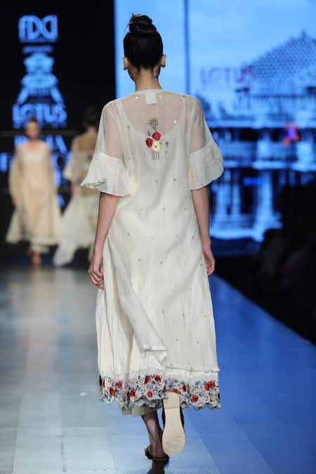 Prama By Pratima Pandey Floral Embroidered Kurta With Palazzo 