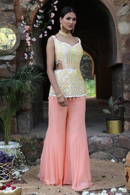 Nitisha Kashyap Official_Peach Georgette, Silk Tassels, Embroidery, Short Kurta And Sharara Pant Set _Online_at_Aza_Fashions