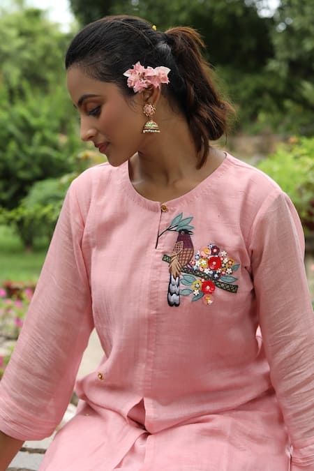 Buy_Desert Shine By Sulochana Jangir_Pink Handloom Cotton, Chanderi Embroidery, Patchwork Motif Kurta And Pant Set_Online_at_Aza_Fashions