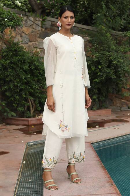 Buy_Desert Shine By Sulochana Jangir_Ivory Chanderi Sequins, Patchwork, Embroidery Round Neck Kurta And Salwar Set_Online_at_Aza_Fashions