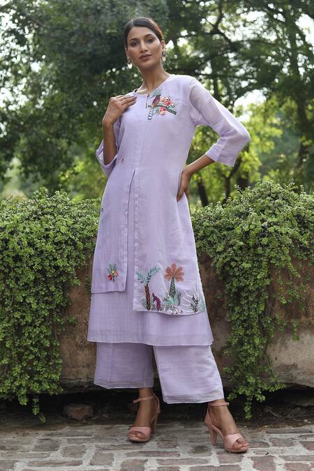 Buy_Desert Shine By Sulochana Jangir_Purple Chanderi Embroidery, Patchwork Round Neck Kurta And Pant Set_Online_at_Aza_Fashions