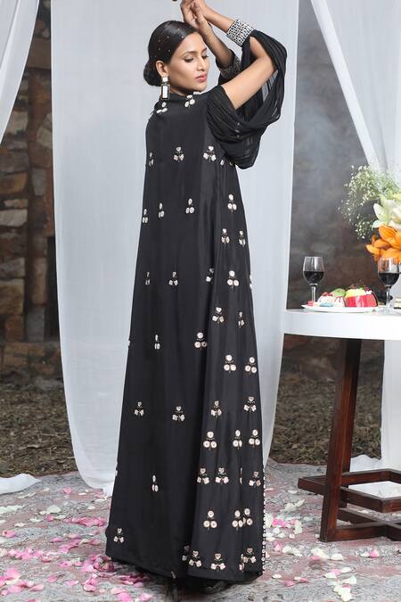 Nitisha Kashyap Official_Black Georgette, Silk Mirrors, Beads Square Floral Embroidered Cape Gharara Set _at_Aza_Fashions