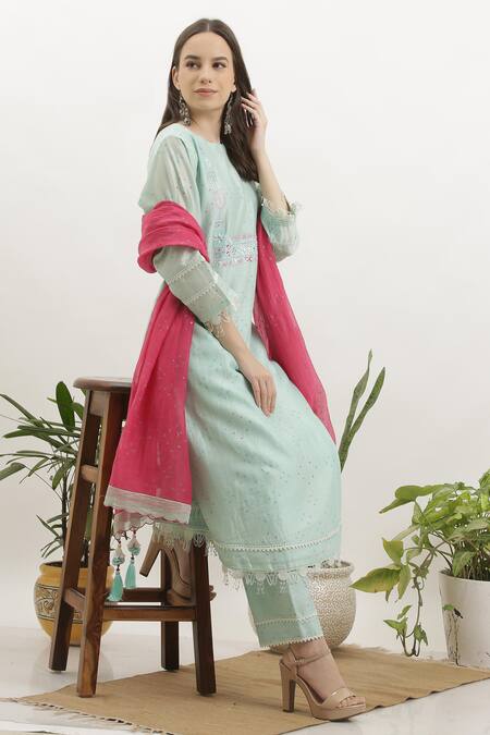 Shop_Vrinda By Pundrik Dubey_Blue Kurta And Dupatta Chanderi Silk Round Printed Set_at_Aza_Fashions