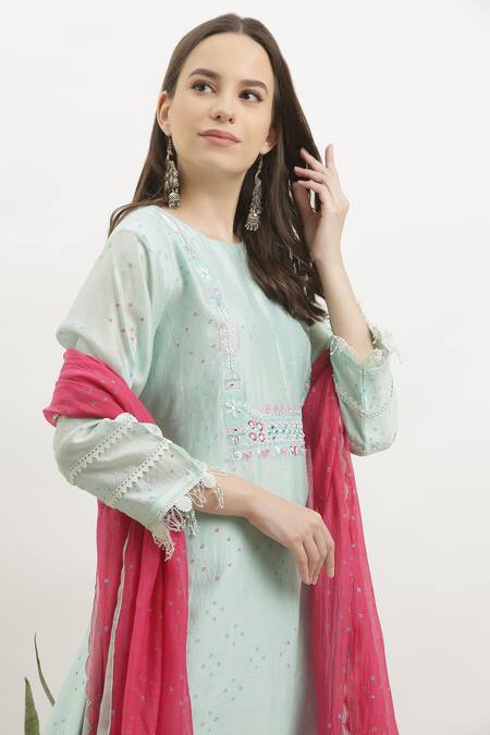 Vrinda By Pundrik Dubey_Blue Kurta And Dupatta Chanderi Silk Round Printed Set_Online_at_Aza_Fashions