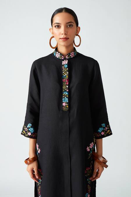 Buy_Payal Pratap_Black Linen Floral Motifs, Thread Work Moarea Embroidered Kurta And Pant Set _Online_at_Aza_Fashions