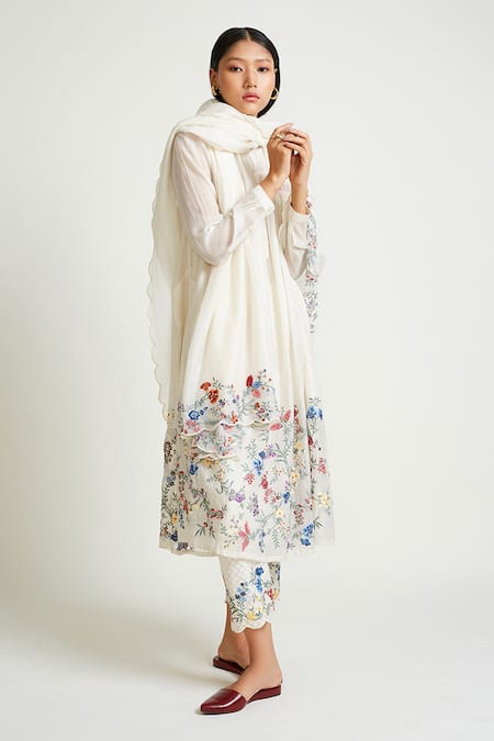 Payal Pratap_White Kurta Chanderi Pant Jacquard Embroidery Mandarin And Set  _Online_at_Aza_Fashions