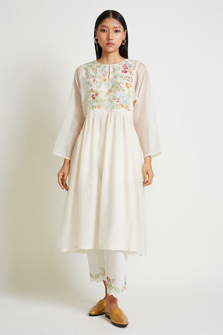 Payal Pratap Chanderi Embroidered Kurta & Pant Set 