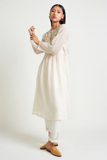 Payal Pratap_White Kurta Chanderi Pant Cotton Linen Embroidery Round And Set  _Online_at_Aza_Fashions
