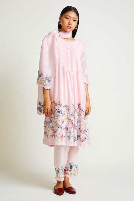 Payal Pratap Pink Kurta Chanderi Pant Linen Embroidery Round And Set