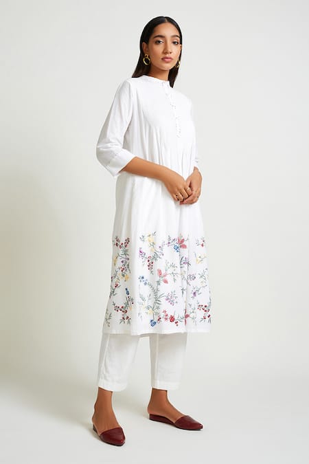 Payal Pratap_White Cotton Handloom Band Collar Embroidered Kurta And Pant Set _Online_at_Aza_Fashions