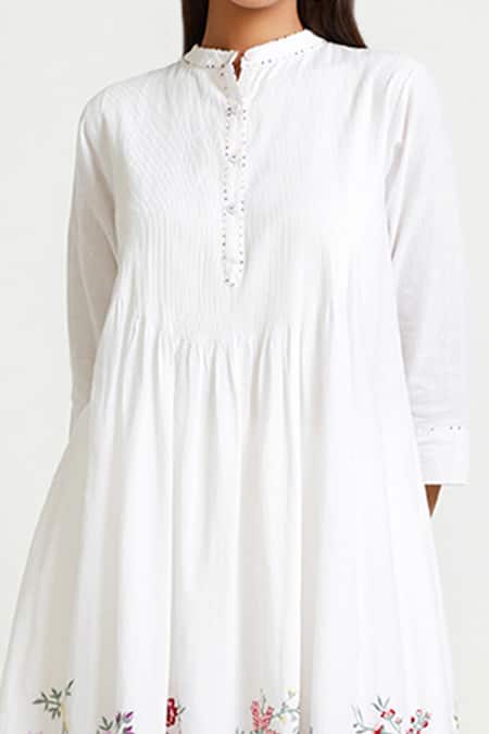 Payal Pratap_White Cotton Handloom Band Collar Embroidered Kurta And Pant Set _at_Aza_Fashions