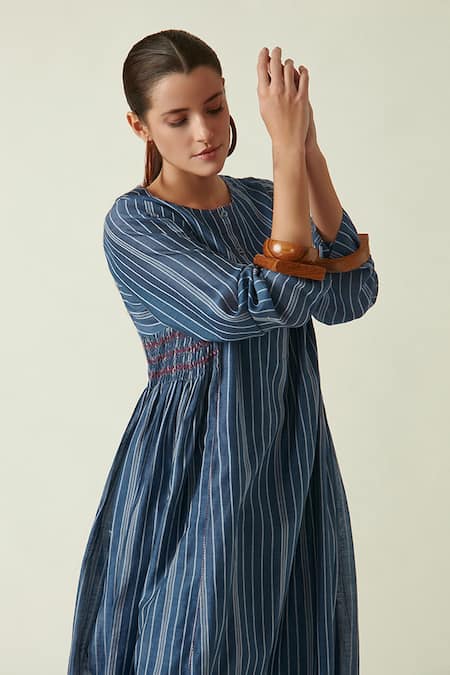 Buy_Payal Pratap_Blue Cotton Silk Handloom Round Dime Flared Kurta And Pant Set _Online_at_Aza_Fashions