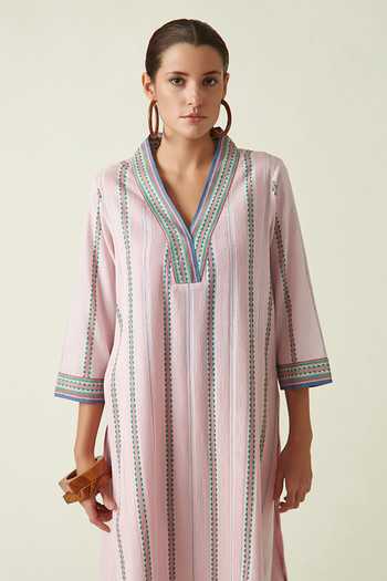 Buy Payal Pratap Pink Cotton Handloom V Neck Poricini Kurta And Pant Set Online at Aza Fashions Buy_Payal Pratap_Pink Cotton Handloom V Neck Poricini Kurta And Pant Set _Online_at_Aza_Fashions