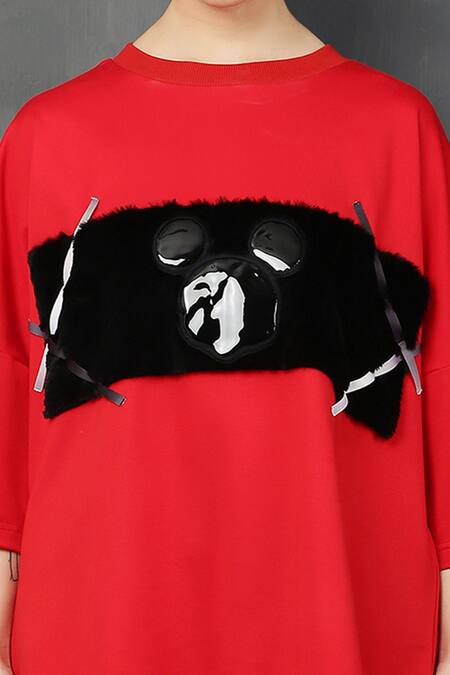 I Am Trouble By KC_Red Cotton Spandex Applique Mickey Round Fur T-shirt_Online_at_Aza_Fashions