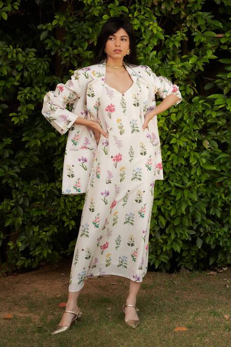 Ode To Odd_Multi Color Habutai Silk Printed Floral Notched Lapel Collar Jacket_Online_at_Aza_Fashions