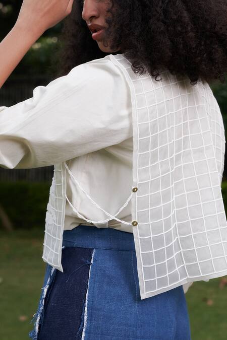 Buy_Ode To Odd_White Silk Organza Hand Embroidered Bead Work And Cross Stitch Round Bib _Online_at_Aza_Fashions