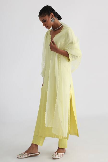 Shop_Smriti By Anju Agarwal_Yellow Bamboo, Silk, Organza Mirrors Round Neck Embroidered Kurta Set _Online_at_Aza_Fashions