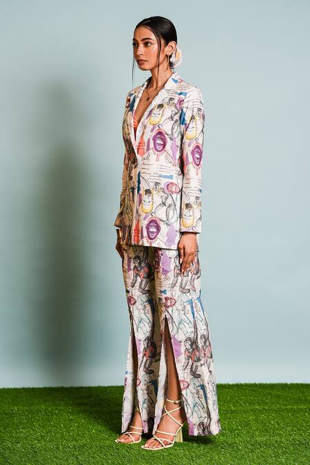 Shop The Dramebaaz CO Ivory Muslin, Silk Collared Japanese Macaques Print Jacket With Pant Online at Aza Fashions Shop_The Dramebaaz CO_Ivory Muslin, Silk Collared Japanese Macaques Print Jacket With Pant _Online_at_Aza_Fashions